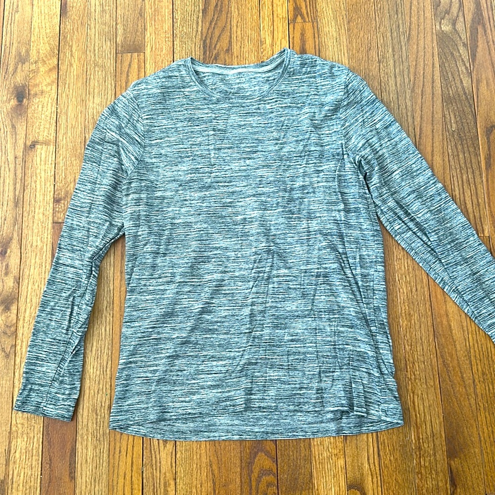 Banana Republic long sleeve heather gray t -shirt - size L